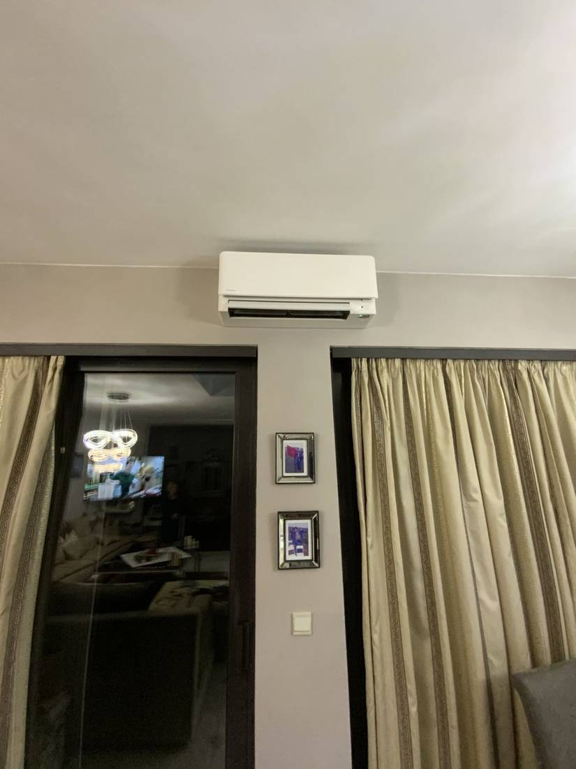 Climatisation Daikin design dans un salon